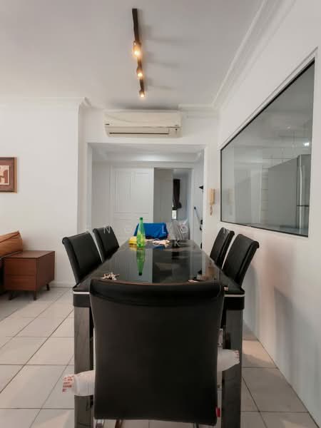 Condominium for Rent at Mont Kiara Pines - Weng Loong Kok - Dining Room - PropertyGuru.com.my