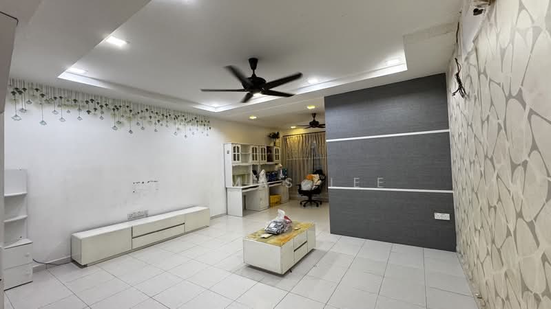 Rumah Teres 2 Tingkat untuk Dijual di Kota Masai (Pasir Gudang) - Thomas Lee - Living Room - PropertyGuru.com.my
