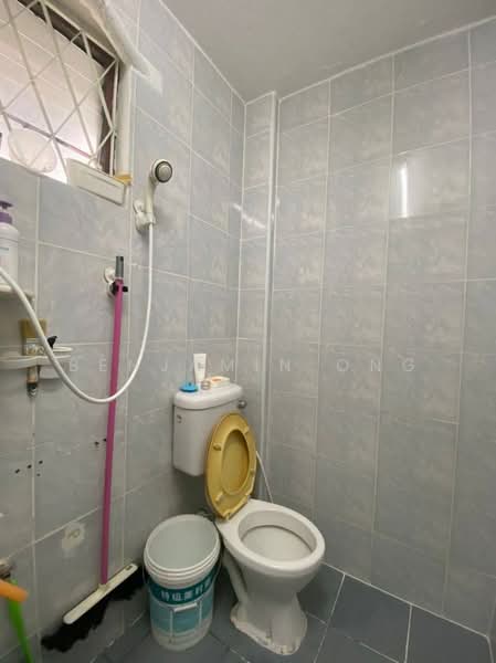 Rumah Flat untuk Dijual di Taman Daya - Jalan Bertam 1, 10 and 16 - Benjamin Ong - Bathroom - PropertyGuru.com.my