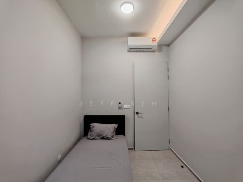 Condominium for Rent at EdgeWood Residences @ SkySanctuary - Jeff Beh - Bedroom - PropertyGuru.com.my