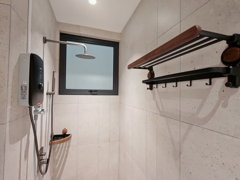Condominium for Rent at EdgeWood Residences @ SkySanctuary - Jeff Beh - Bathroom - PropertyGuru.com.my