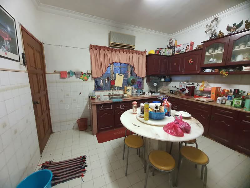 Rumah Berkembar untuk Dijual di Usj 5 (Subang Jaya) - Derrick Lee - Kitchen - PropertyGuru.com.my