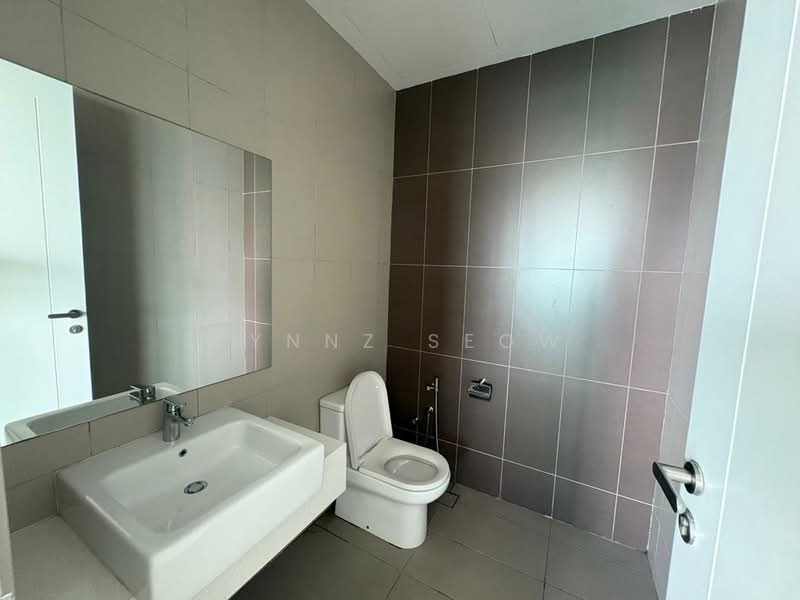 Condominium for Rent at The Light Point - Lynnz Seow - Bathroom - PropertyGuru.com.my