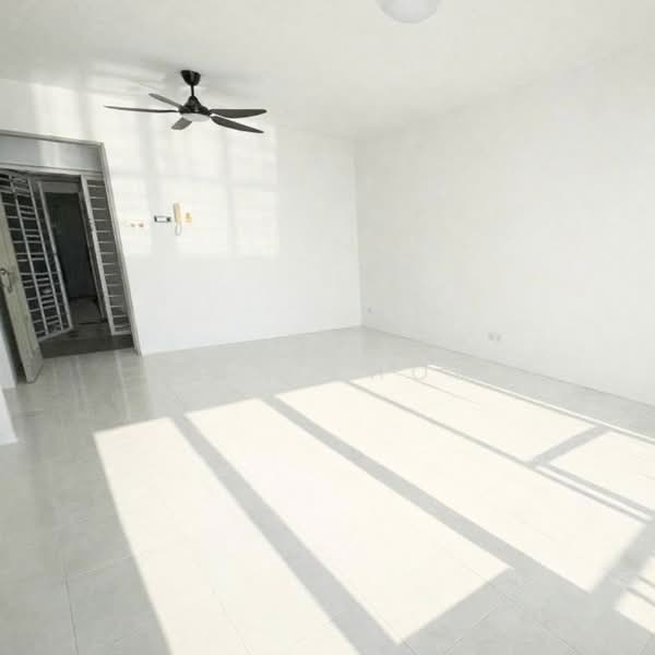 Condominium for Sale at The Spring - Ann Khor - Living Room - PropertyGuru.com.my