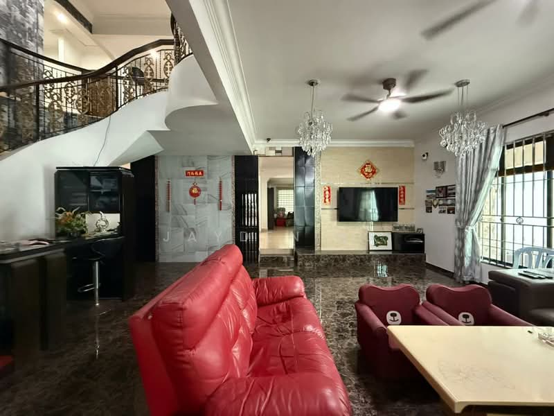 Rumah Banglo untuk Dijual di Taman Bukit Rinting (Masai) - Jayden Ng - Living Room - PropertyGuru.com.my