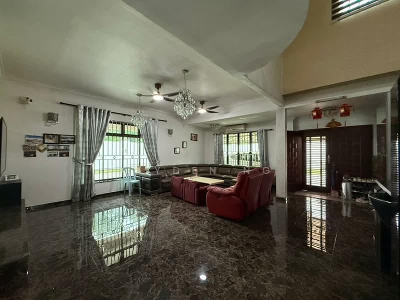 Rumah Banglo untuk Dijual di Taman Bukit Rinting (Masai) - Jayden Ng - Living Room - PropertyGuru.com.my