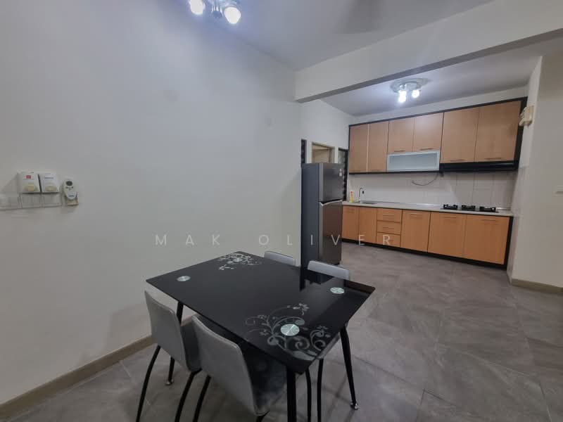 Condominium for Sale at Savanna Condominium - Mak Oliver - Kitchen - PropertyGuru.com.my