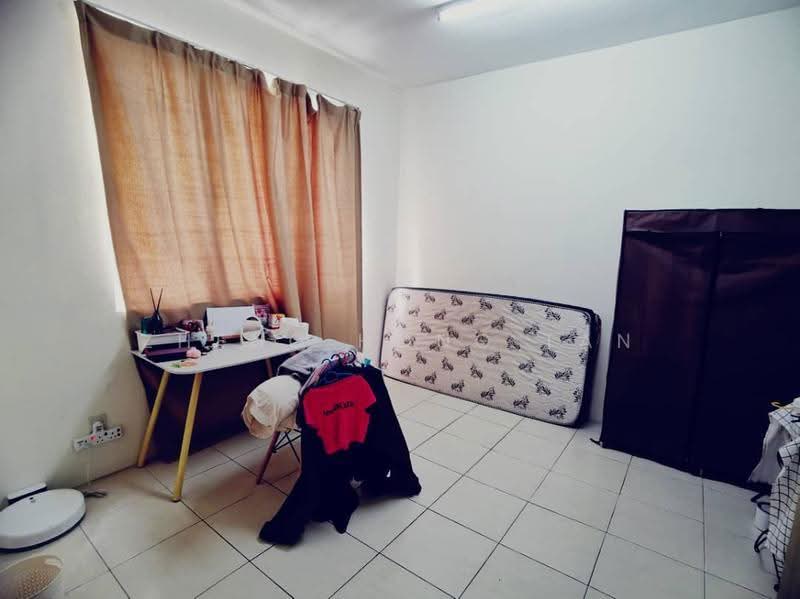 Condominium for Sale at Platinum Lake PV 10 - Zheng Hong Tan - Bedroom - PropertyGuru.com.my