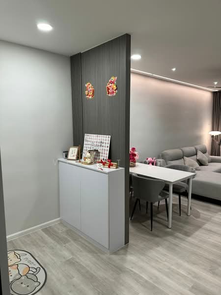 Servis Apartment untuk Dijual di The Stone - Vick Teoh - Living Room - PropertyGuru.com.my