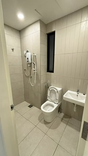 Service Residence for Rent at Kenwingston Avenue - Lucas Chan - Bathroom - PropertyGuru.com.my