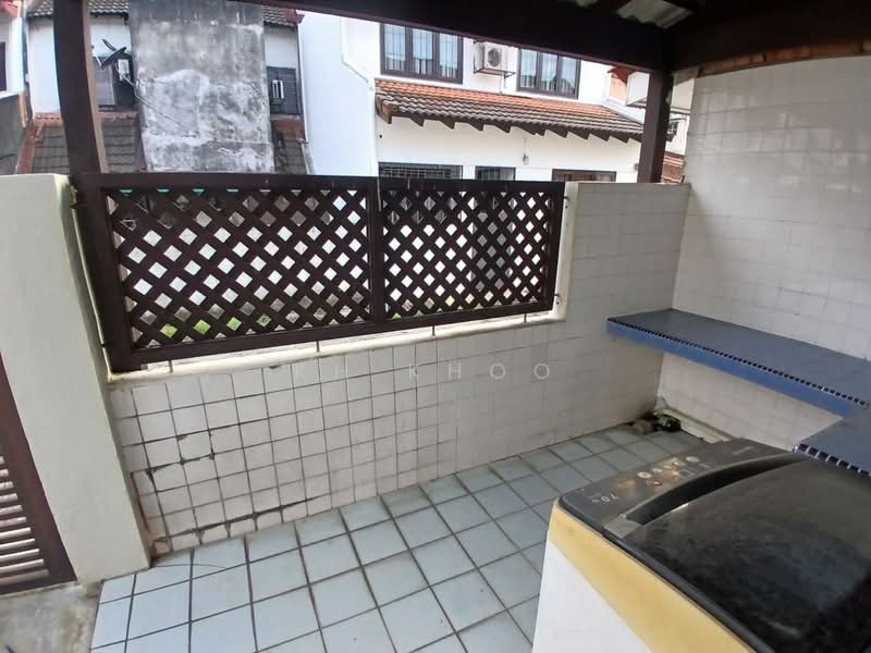 Rumah Teres 2 Tingkat untuk Dijual di SS18 (Subang Jaya) - KH Khoo - Balcony - PropertyGuru.com.my