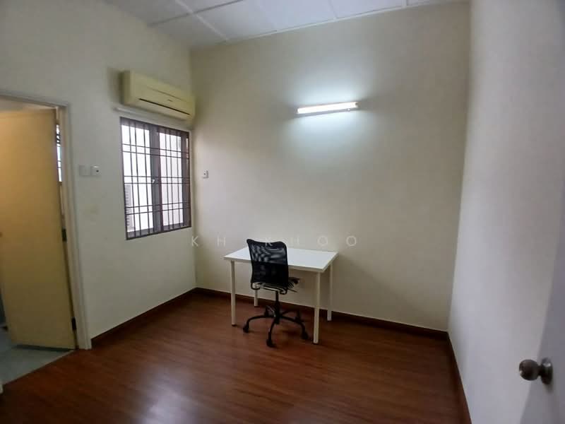 Rumah Teres 2 Tingkat untuk Dijual di SS18 (Subang Jaya) - KH Khoo - Study - PropertyGuru.com.my