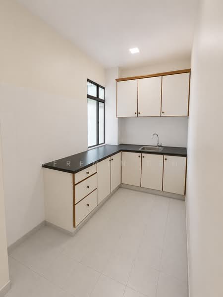 Rumah Berkembar untuk Disewa di Persiaran Gurney (George Town) - SERENEN TEH - Kitchen - PropertyGuru.com.my