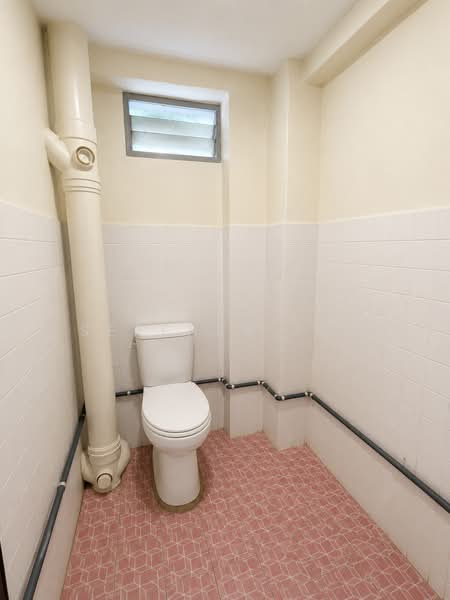 Rumah Berkembar untuk Disewa di Persiaran Gurney (George Town) - SERENEN TEH - Bathroom - PropertyGuru.com.my
