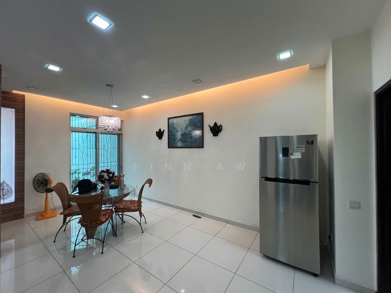 Rumah Teres 2 Tingkat untuk Dijual di Setia Tropika (Johor Bahru) - Finn Aw - Dining Room - PropertyGuru.com.my