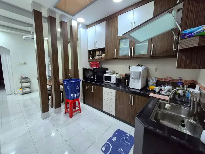 1-storey Terraced House for Sale in Bukit Indah (Iskandar Puteri (Nusajaya)) - Karl Lim - Kitchen - PropertyGuru.com.my