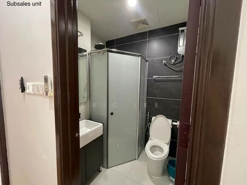 Condominium for Sale at Royal Strand @ Country Garden Danga Bay - Eric Lee - Bathroom - PropertyGuru.com.my