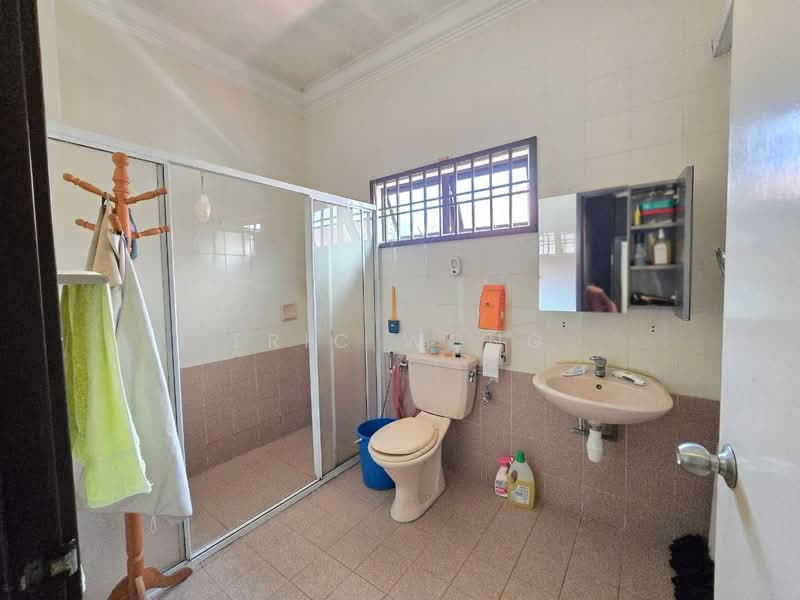 Rumah Teres 2 Tingkat untuk Dijual di Taman Pelangi Indah (Ulu Tiram) - Eric Wong - PropertyGuru.com.my
