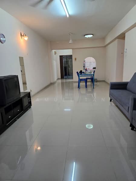 Condominium for Rent at Vista Komanwel A - Samuel Tan - Living Room - PropertyGuru.com.my