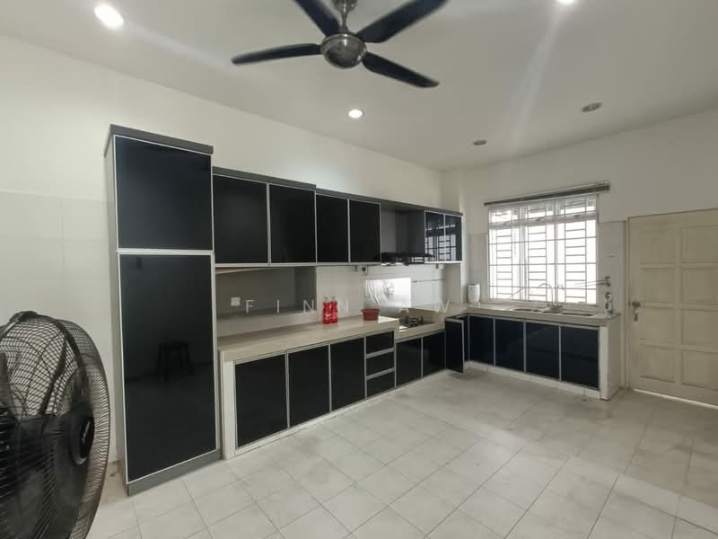 Rumah Berkembar untuk Dijual di Taman Amira (Iskandar Puteri (Nusajaya)) - Finn Aw - Kitchen - PropertyGuru.com.my