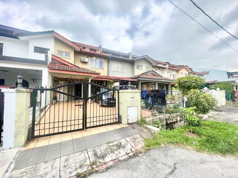 Rumah Teres 2 Tingkat untuk Dijual di Taman Sri Kenari (Kajang) - Ilman Nahri - Exterior - PropertyGuru.com.my