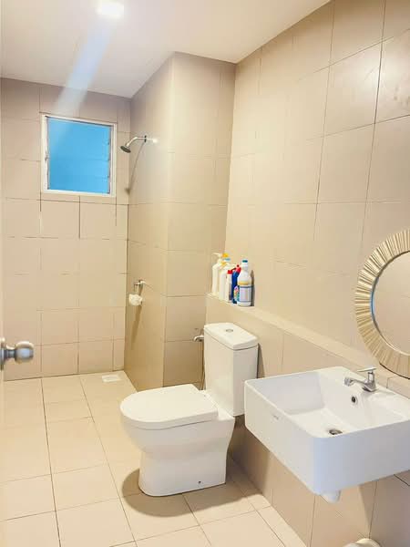 Condominium for Rent at Lakefront Homes - Kar Hooi - Bathroom - PropertyGuru.com.my