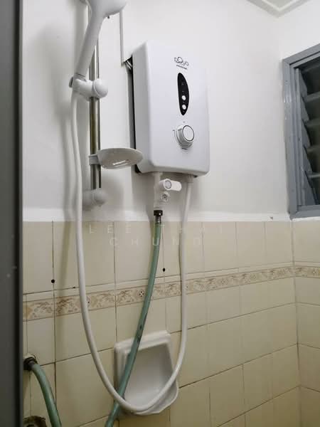 Pangsapuri untuk Dijual di Abadi Indah - Lee Thai Chung - Bathroom - PropertyGuru.com.my