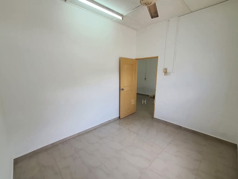 Rumah Teres 1 Tingkat untuk Disewa di Taman Abadi (Ulu Tiram) - Alicia Shum - PropertyGuru.com.my