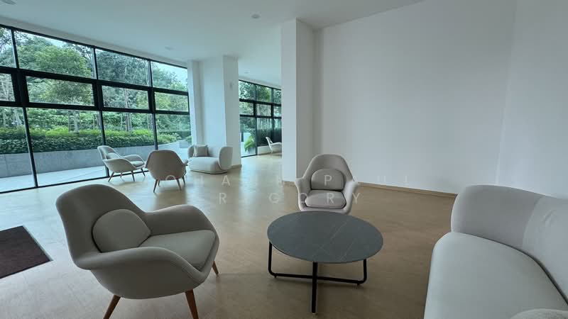 Kondominium untuk Dijual di Terraces Condominium - Johann Paul Gregory - Living Room - PropertyGuru.com.my