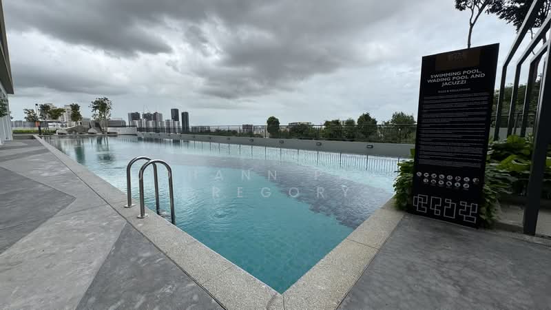 Kondominium untuk Dijual di Terraces Condominium - Johann Paul Gregory - Pool - PropertyGuru.com.my
