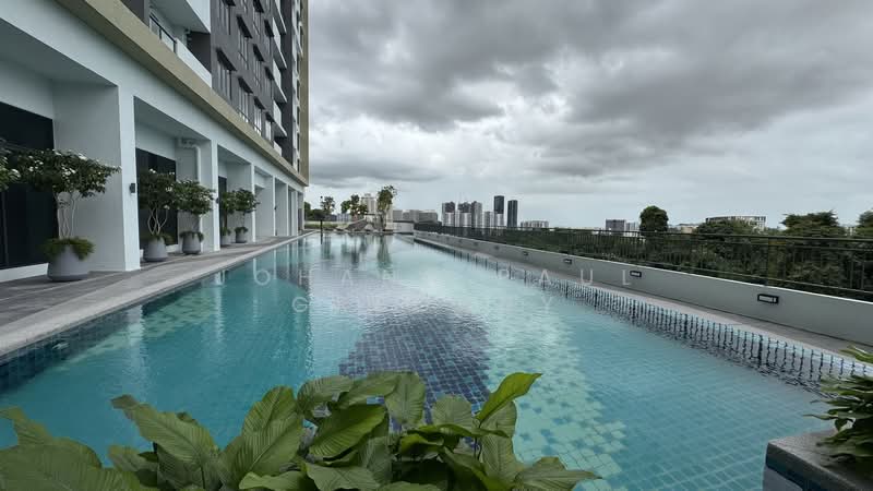 Kondominium untuk Dijual di Terraces Condominium - Johann Paul Gregory - Pool - PropertyGuru.com.my