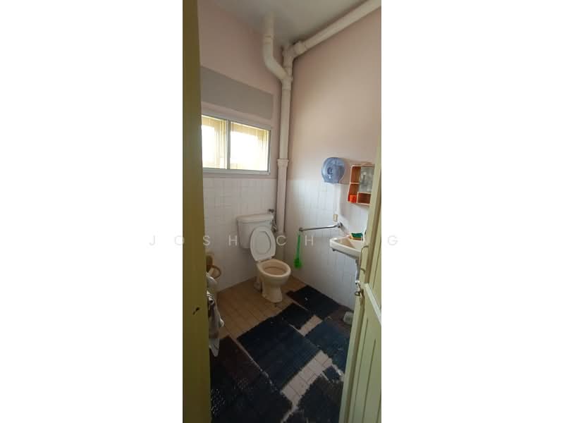 Rumah Teres 2 Tingkat untuk Dijual di Kawasan 6, Teluk Gadong (Klang) - Josh Chong - Bathroom - PropertyGuru.com.my