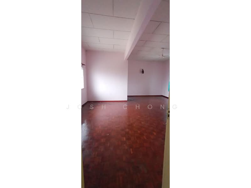 Rumah Teres 2 Tingkat untuk Dijual di Kawasan 6, Teluk Gadong (Klang) - Josh Chong - Living Room - PropertyGuru.com.my