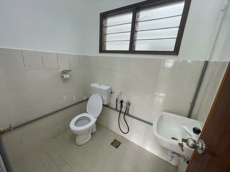 Rumah Teres 1 Tingkat untuk Disewa di SS18 (Subang Jaya) - Elvin Gwee - Bathroom - PropertyGuru.com.my