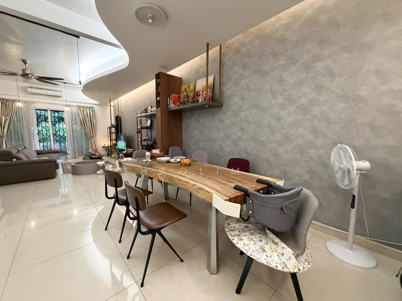 3-storey Terraced House for Sale in Taman Taming Indah 2 (Bandar Sungai Long) - ChaoLim . - Living Room - PropertyGuru.com.my