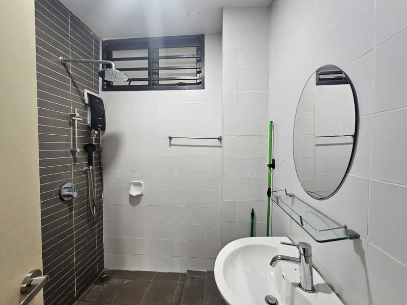 Servis Apartment untuk Dijual di Palazio - Zack Chow - Bathroom - PropertyGuru.com.my