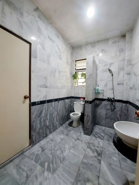 Bungalow for Sale in Puncak Jelapang Maju (Ipoh) - Amie Chong - Bathroom - PropertyGuru.com.my