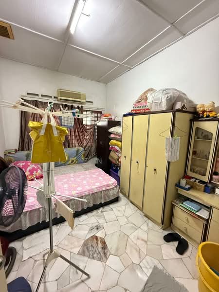 1-storey Terraced House for Sale in Bandar Selesa Jaya (Skudai) - Iden Tan - Bedroom - PropertyGuru.com.my