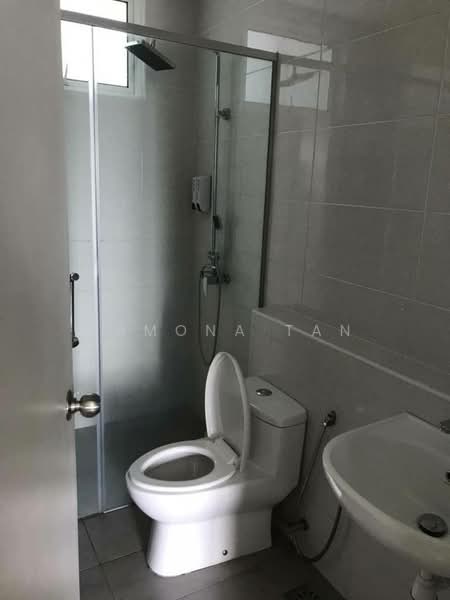 Service Residence for Rent at Parkland Residence - Ramona Tan - Bathroom - PropertyGuru.com.my