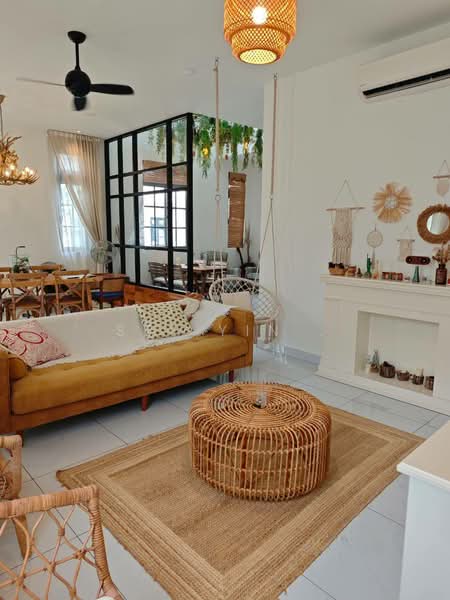 2.5-storey Terraced House for Sale in Eco Botanic (Iskandar Puteri (Nusajaya)) - See Yin . - Living Room - PropertyGuru.com.my