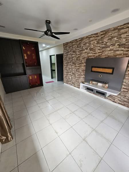 1-storey Terraced House for Sale in Bandar Uda Utama (Johor Bahru) - Iden Tan - Living Room - PropertyGuru.com.my