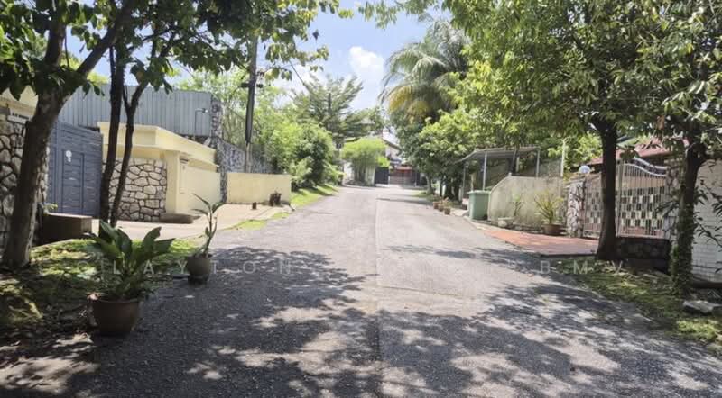 Bungalow for Sale in KL City Centre (Kuala Lumpur) - Robin Loh - PropertyGuru.com.my