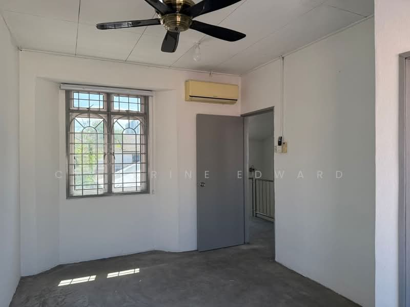 Rumah Teres 2 Tingkat untuk Dijual di Taman Puchong Perdana (Puchong) - Catherine Edward - PropertyGuru.com.my
