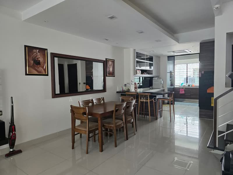 2.5-storey Terraced House for Sale in Seksyen 16 (Shah Alam) - Alex Tong - PropertyGuru.com.my