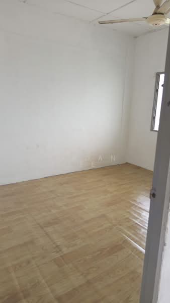 Rumah Flat untuk Disewa di Taman Anika - Jordan Lee - Interior - PropertyGuru.com.my
