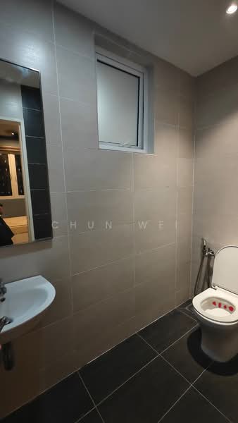 Servis Apartment untuk Disewa di Pinnacle Sri Petaling - Chun Wei - Bathroom - PropertyGuru.com.my