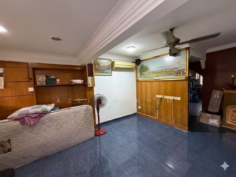 2.5-storey Terraced House for Sale in Taman Cahaya (Ampang) - Azli Ibrahim - Living Room - PropertyGuru.com.my