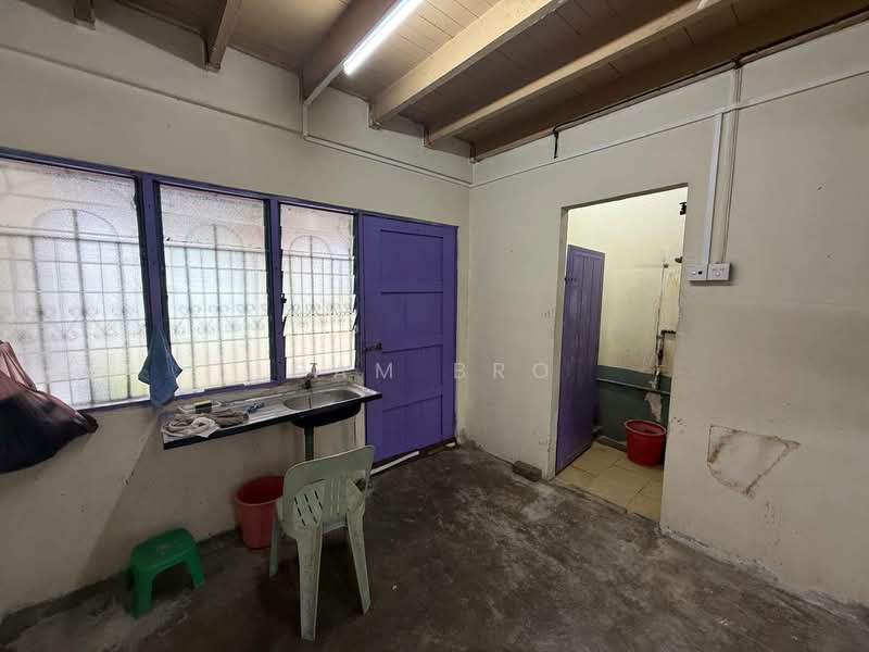 Terraced House for Sale in Taman Kluang Barat (Kluang) - Sam Bro - Interior - PropertyGuru.com.my