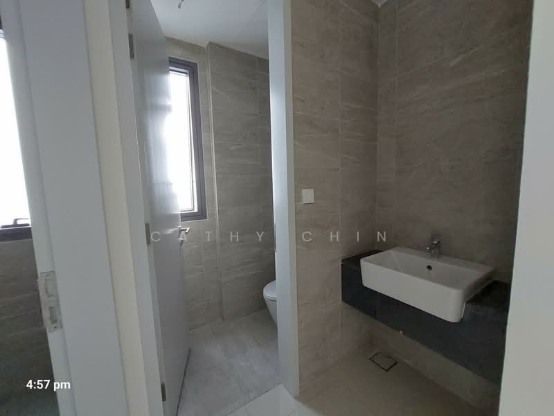 Servis Apartment untuk Disewa di Edelweiss @ Tropicana Gardens - Cathy Chin - Bathroom - PropertyGuru.com.my