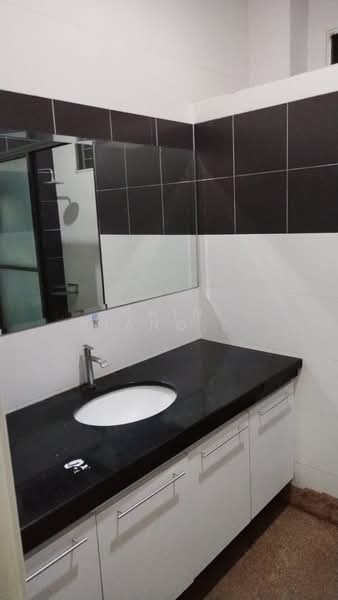 Rumah Berkembar untuk Disewa di Taman Cheng Perdana (Cheng) - Chin Siang Liow - PropertyGuru.com.my
